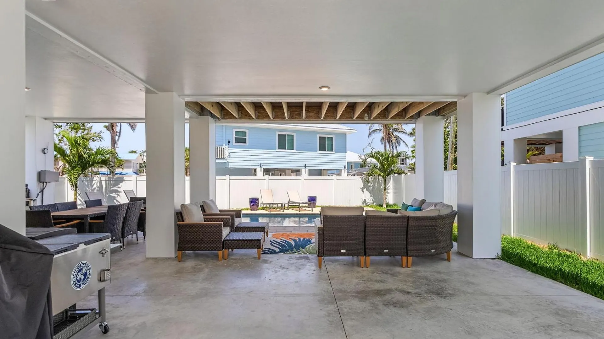 209 Seabreeze Escape: New Spacious 5-bedroom Pool Home! * フォートマイヤーズビーチ