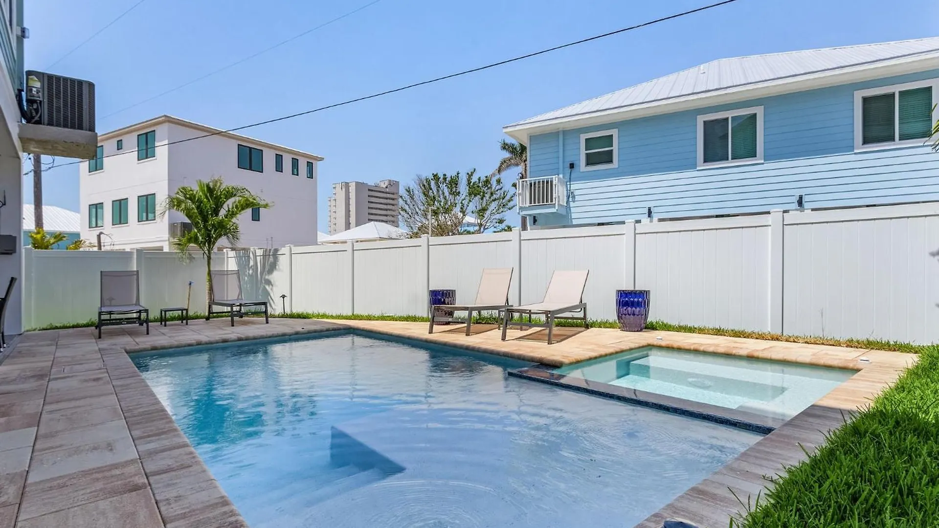 209 Seabreeze Escape: New Spacious 5-bedroom Pool Home!
