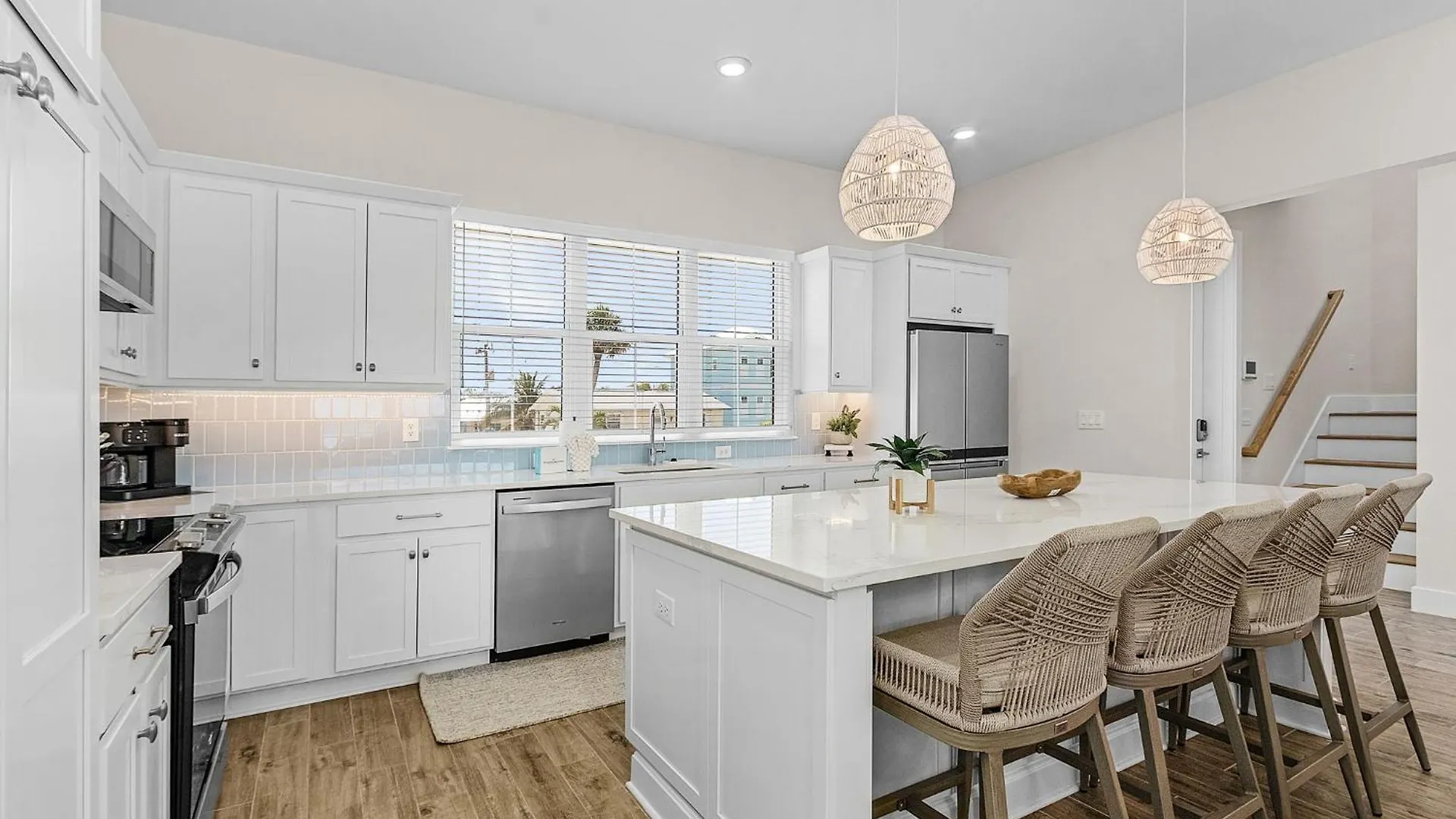 209 Seabreeze Escape: New Spacious 5-bedroom Pool Home! 別荘 *