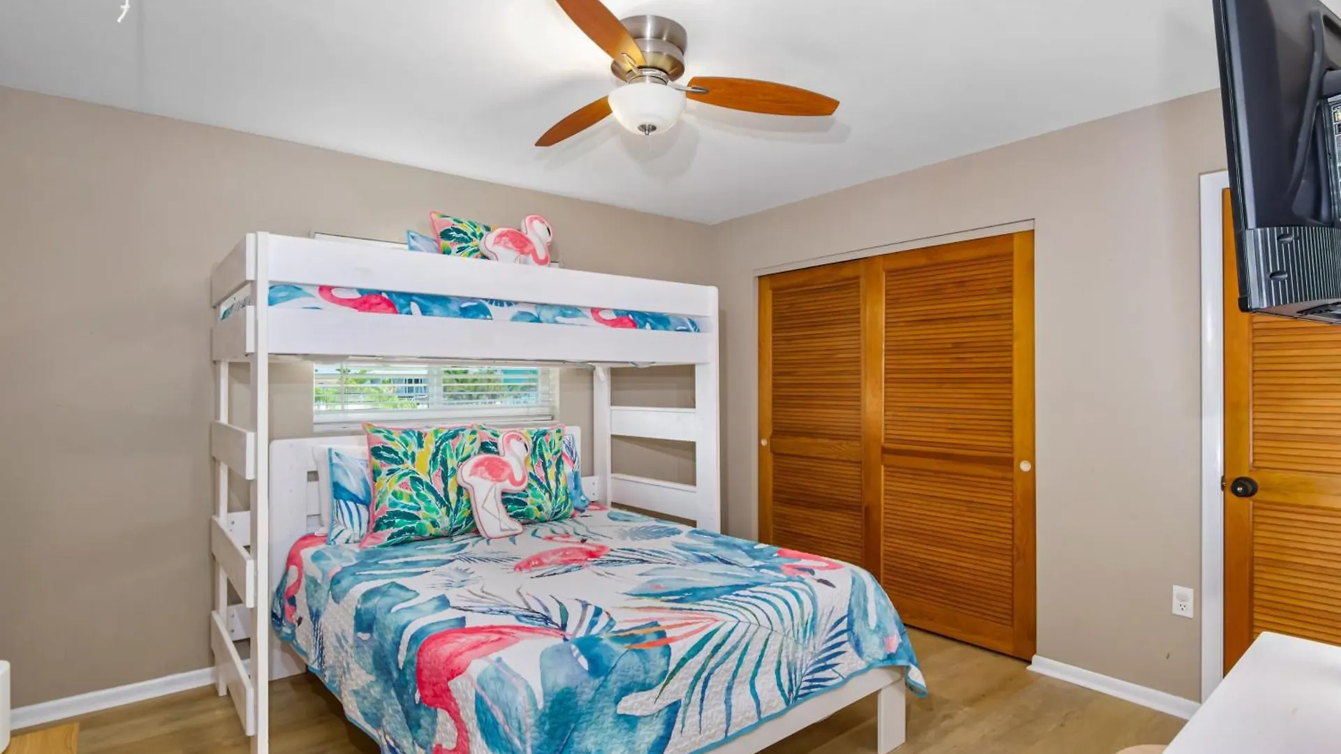 Semesterbostad Vallies & Montys Place By Sun Palace Vacations Fort Myers Beach