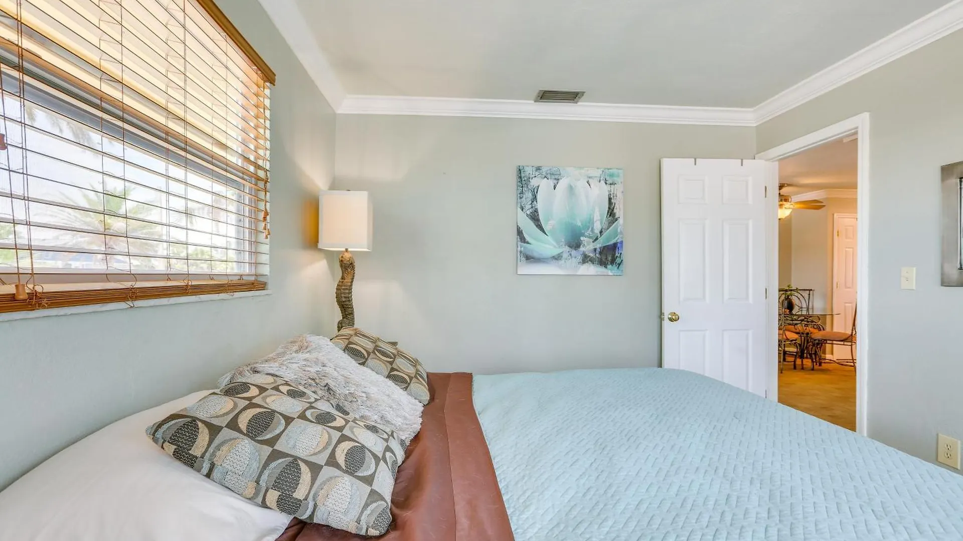 Walkable Gulf-view Getaway In Myers Beach! *