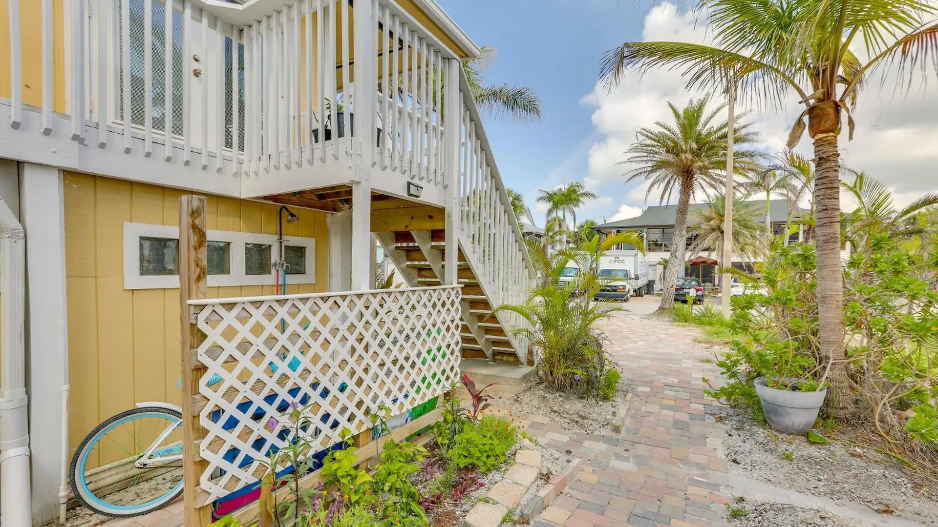 Walkable Gulf-view Getaway In Myers Beach! Appartement