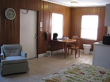 Motel The Court And Fort Myers Beach