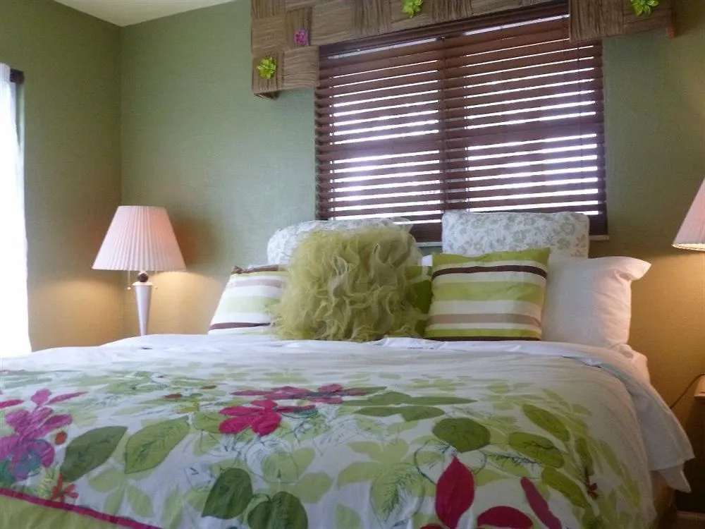 1 Island Hideaway Fort Myers Beach