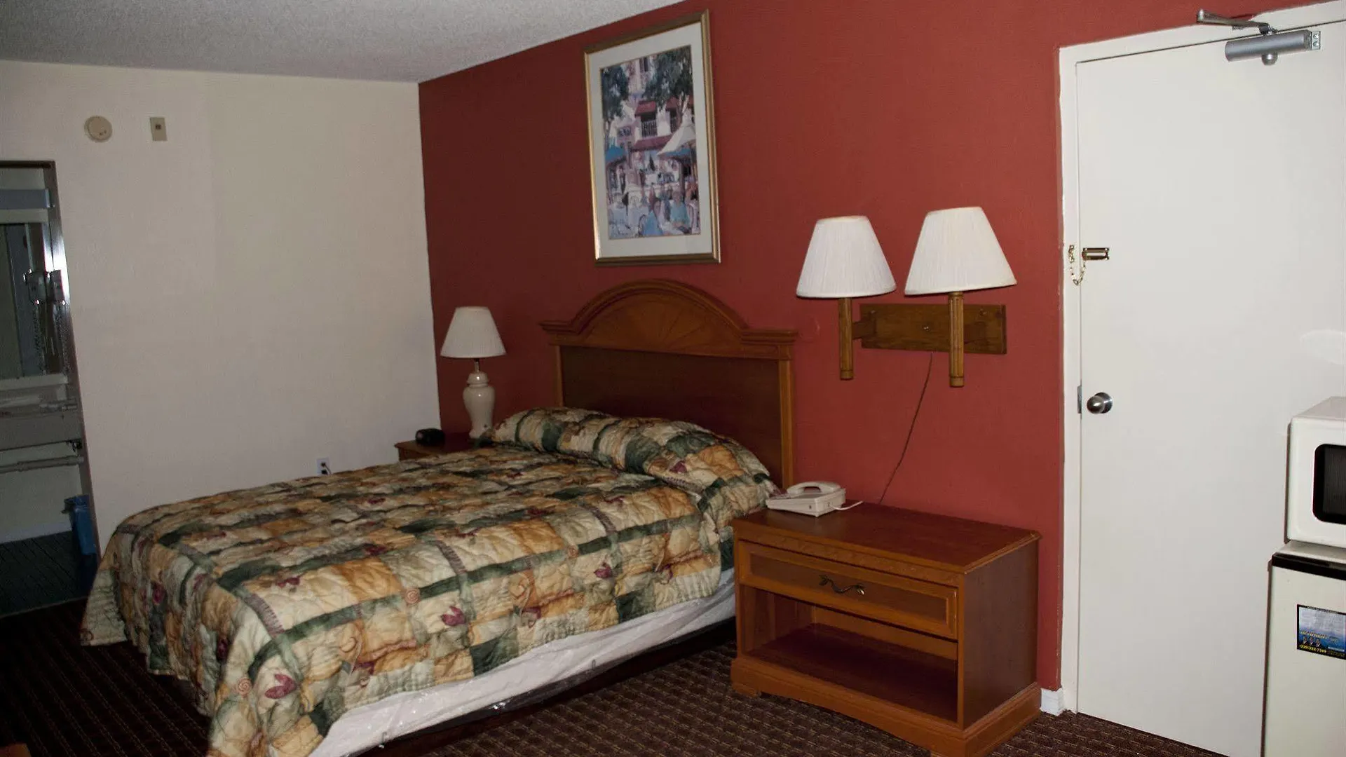 Motel Tahitian 2*