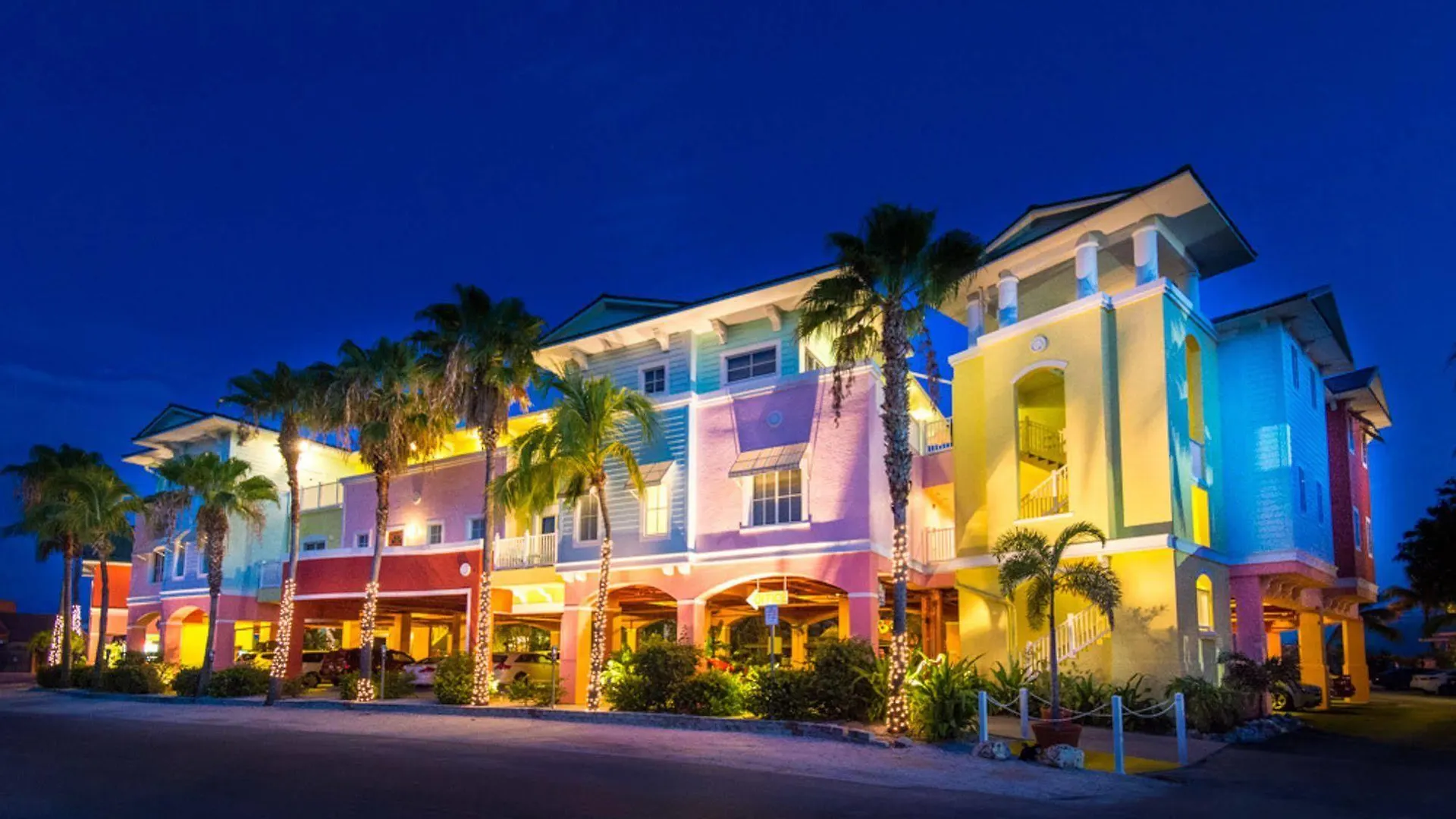 Lighthouse Resort: & 3* Fort Myers Beach