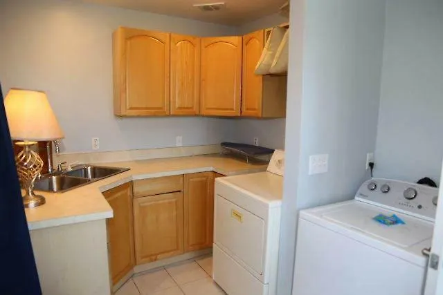 5570 Palmetto Street Vakantiehuis *