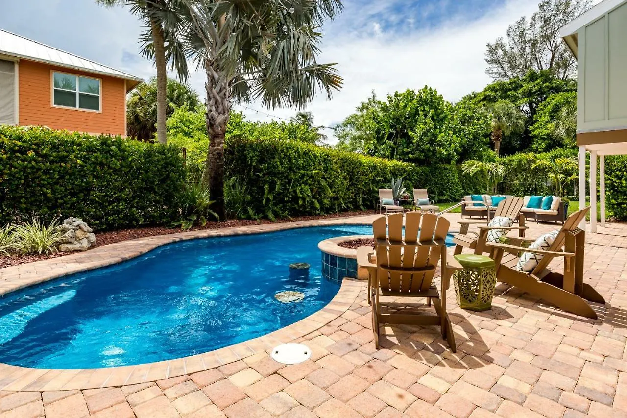 Сasa de vacaciones Miramar 124 Lower Unit, Studio, Pool, Wifi, Sleeps 2, Fire Pit *