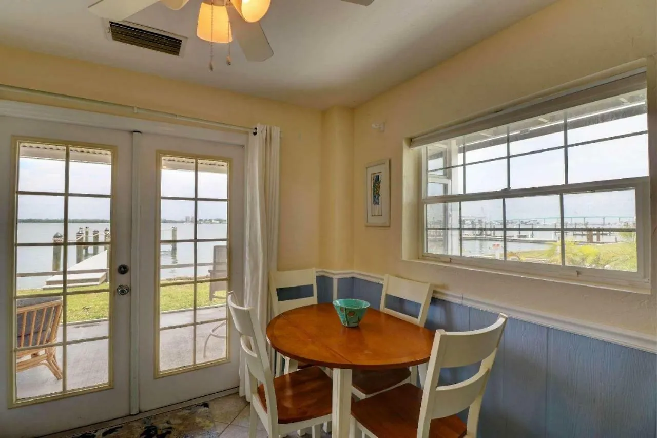 Estero Bay View Apatment * 포르 마이어스 비치