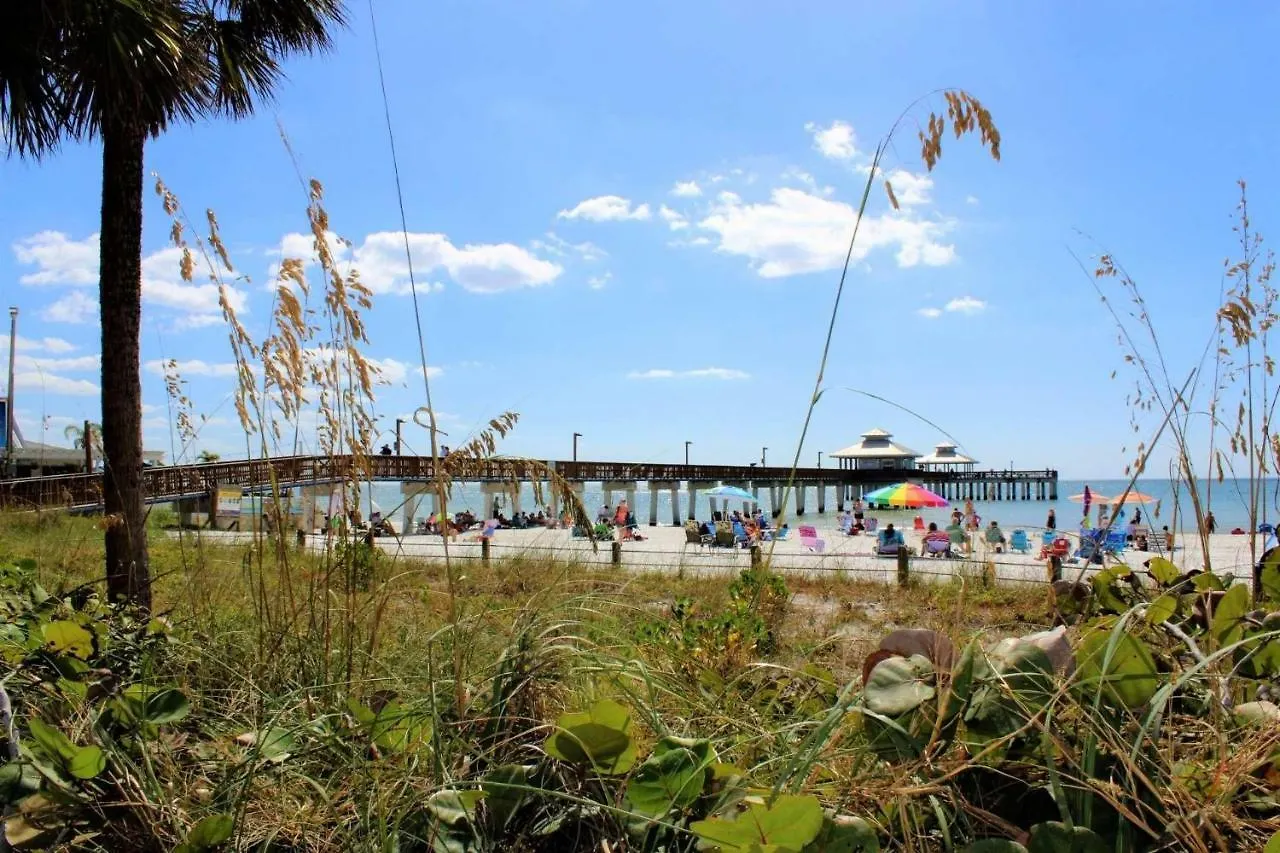 Estero Bay View Apatment 포르 마이어스 비치