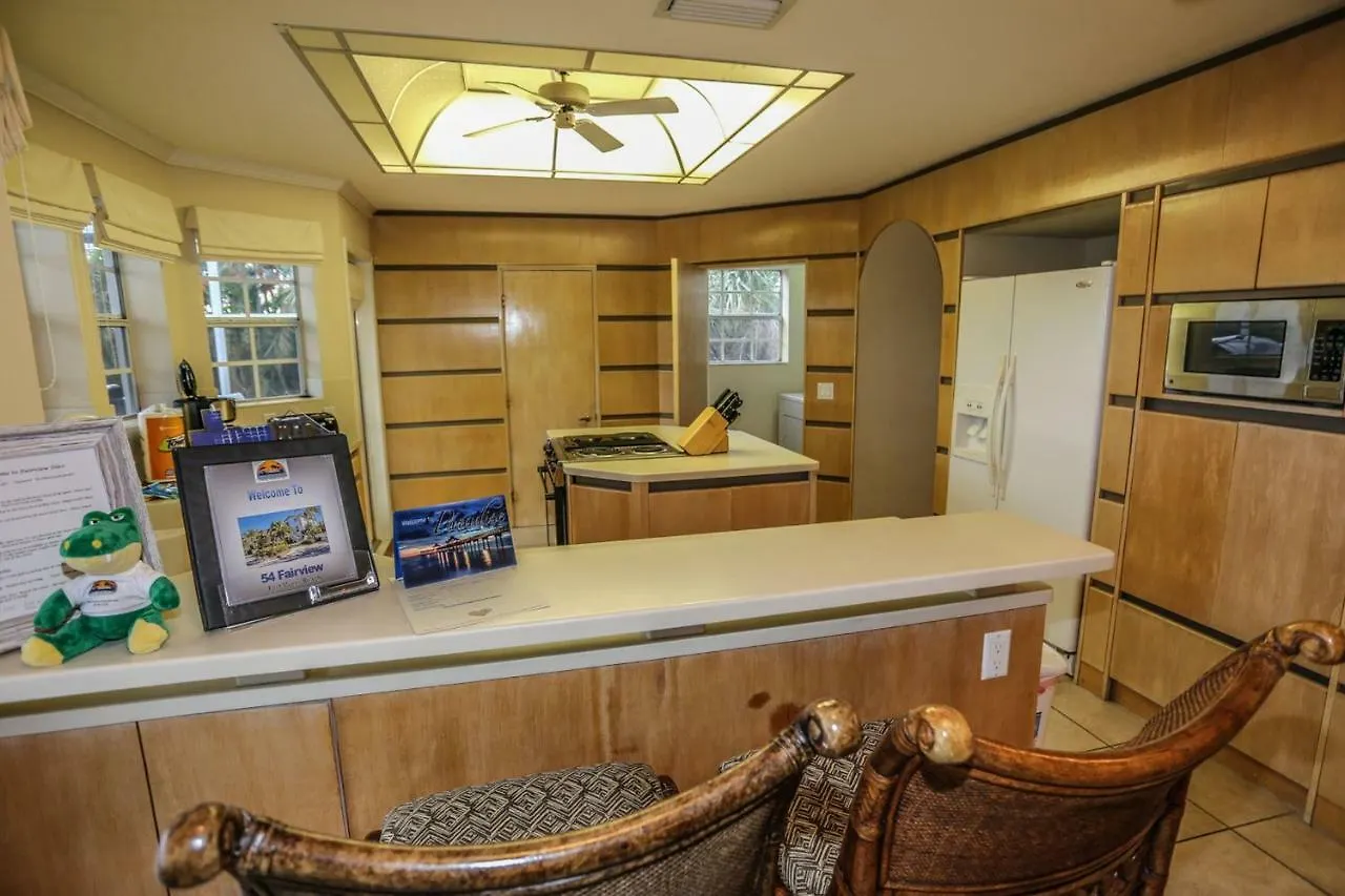 54 Fairview - M * Fort Myers Beach
