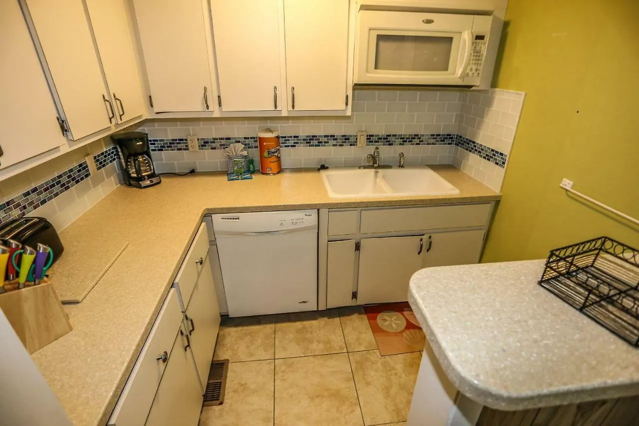 6140 Court A And B