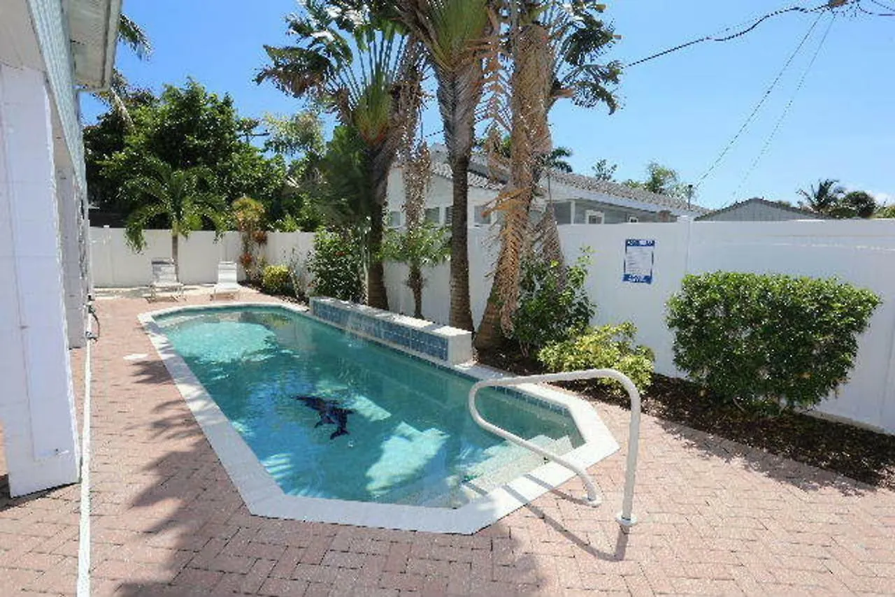 167 Delmar Avenue * Fort Myers Beach