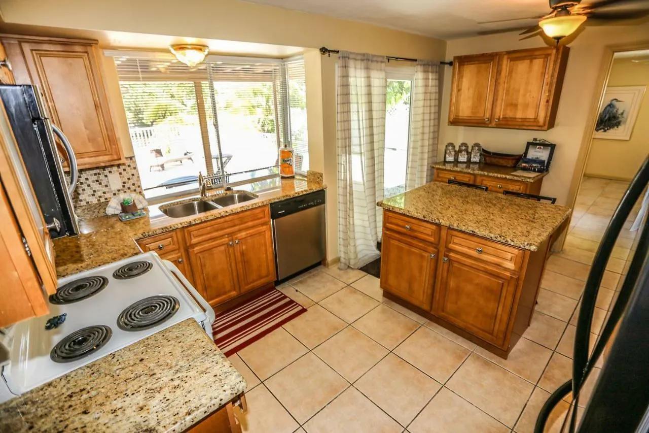 8297 Estero * Fort Myers Beach