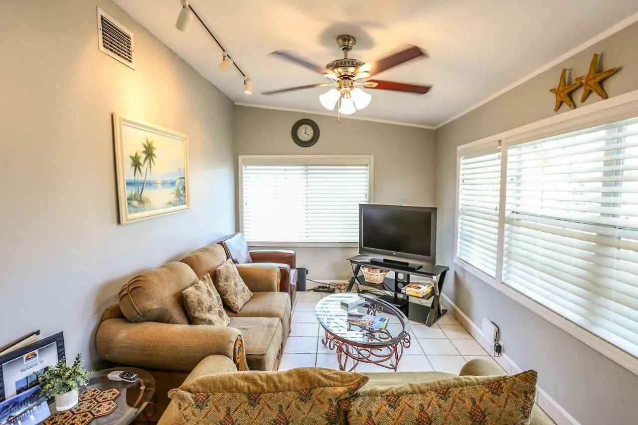 5560 Palmetto