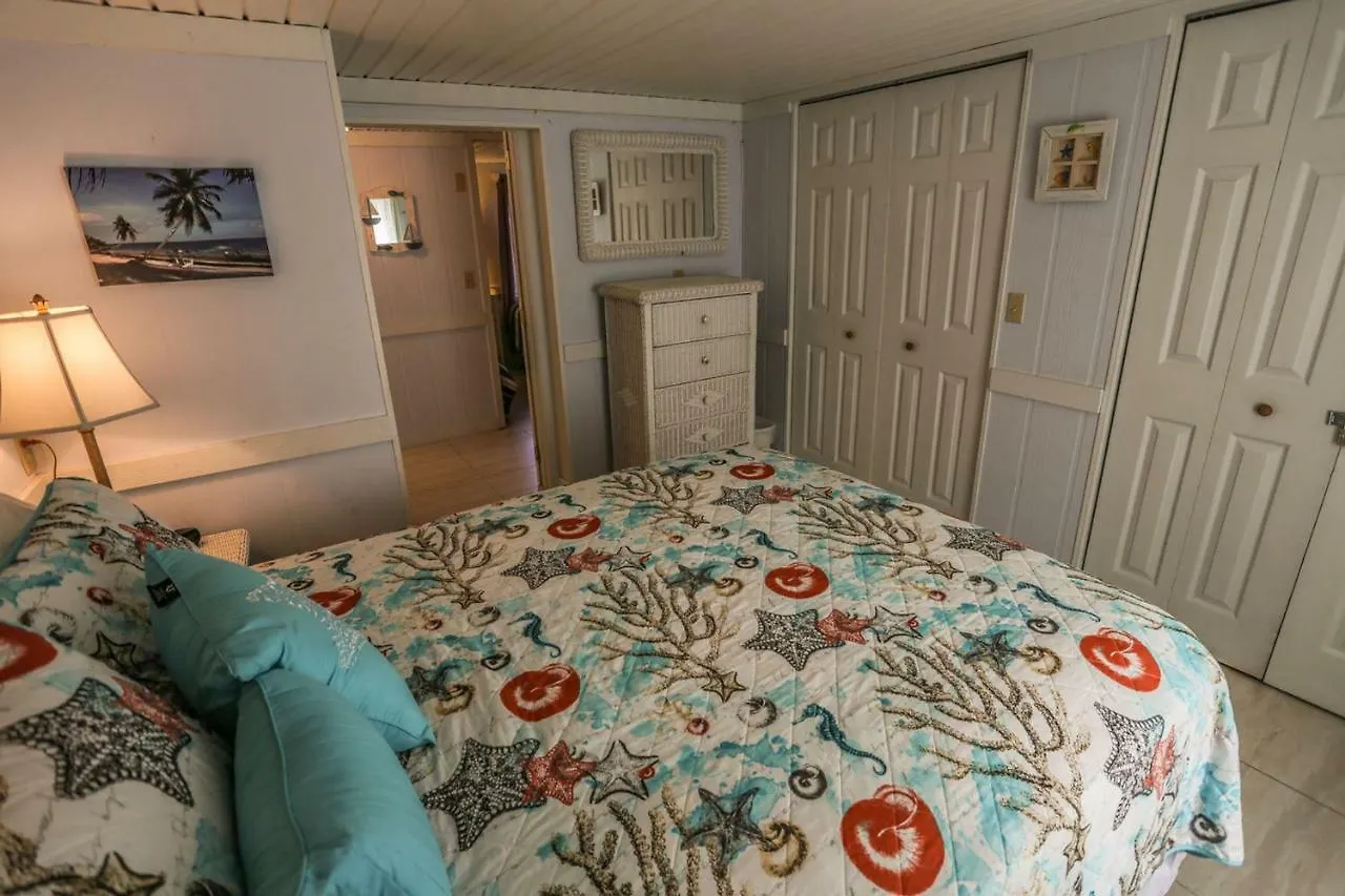 139 Palermo Lower Unit * Fort Myers Beach