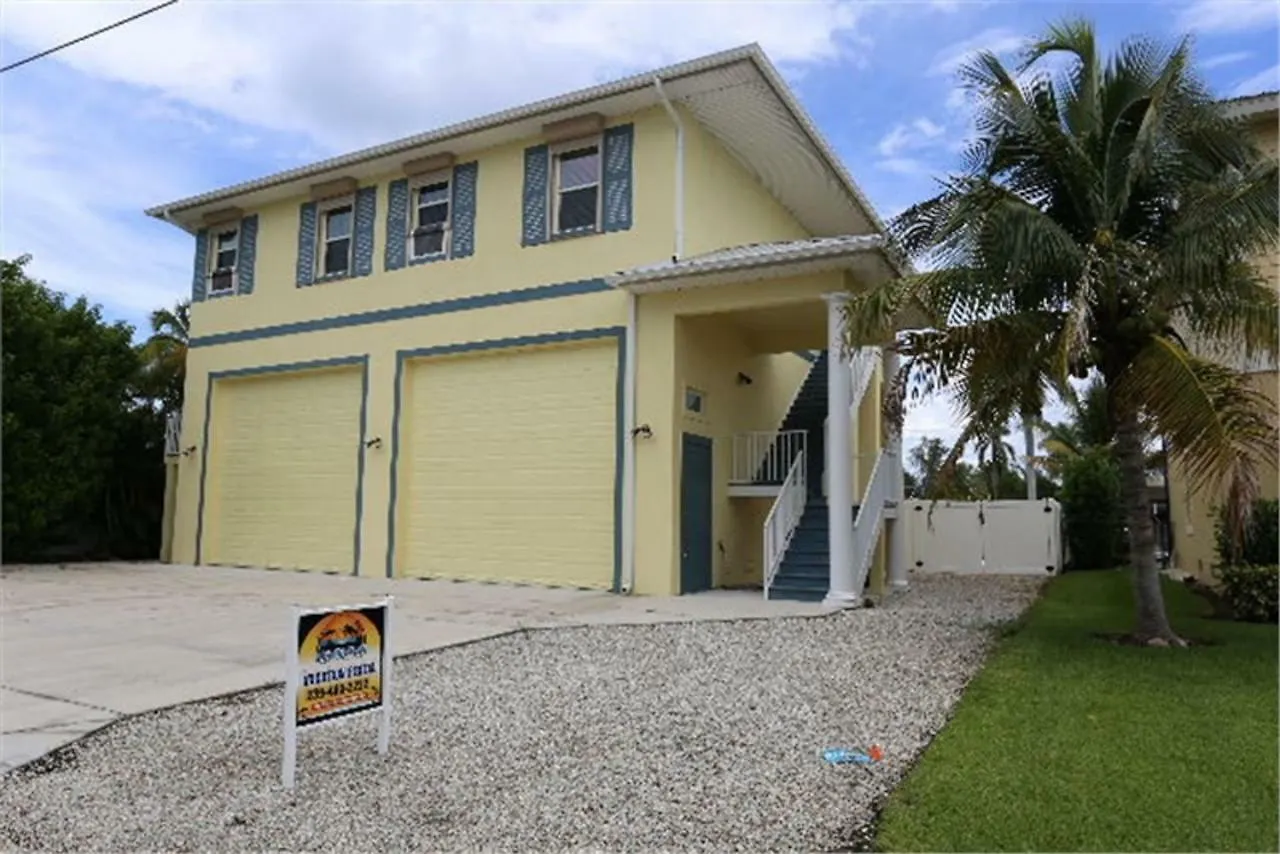 239 Driftwood Fort Myers Beach