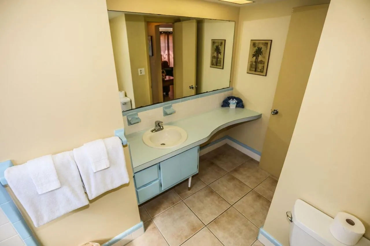 8297 Estero * Fort Myers Beach
