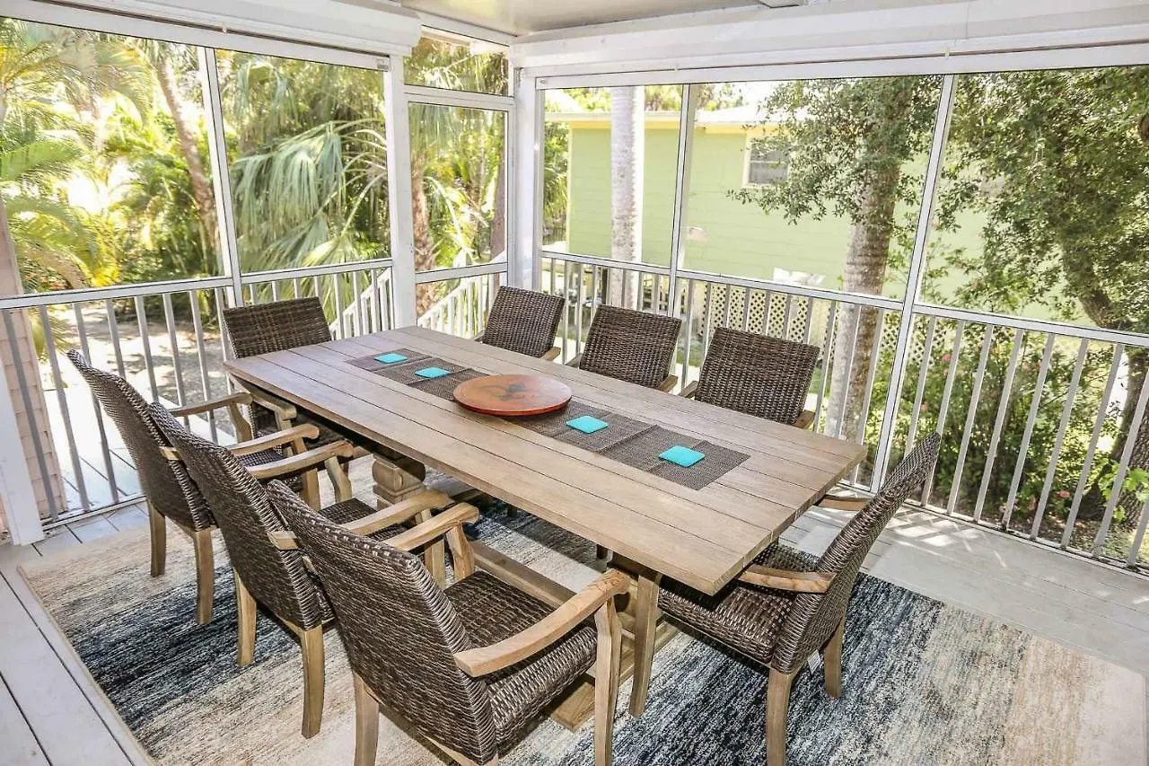 132 Gulf Island - M * Fort Myers Beach