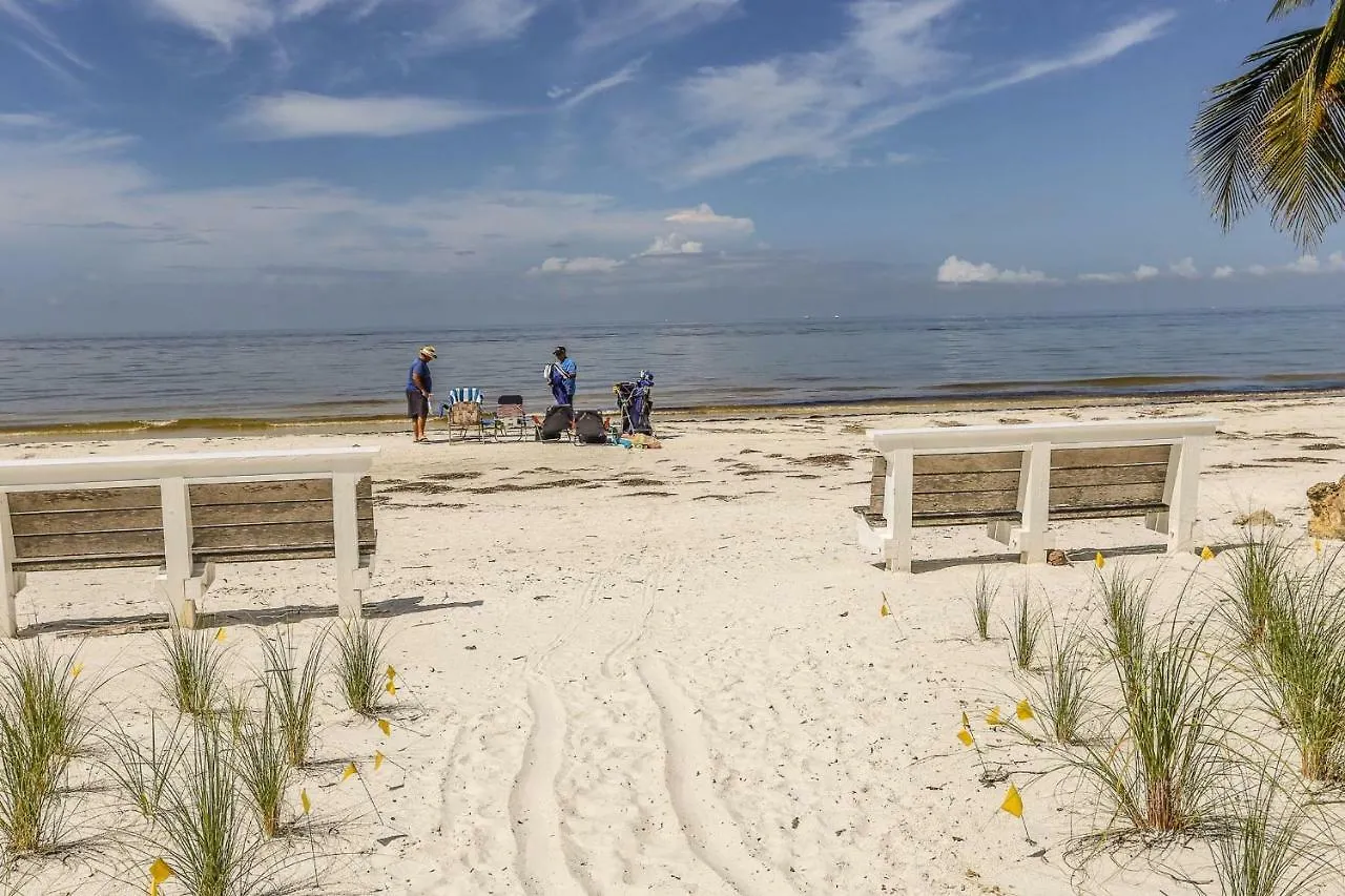 132 Gulf Island - M Fort Myers Beach