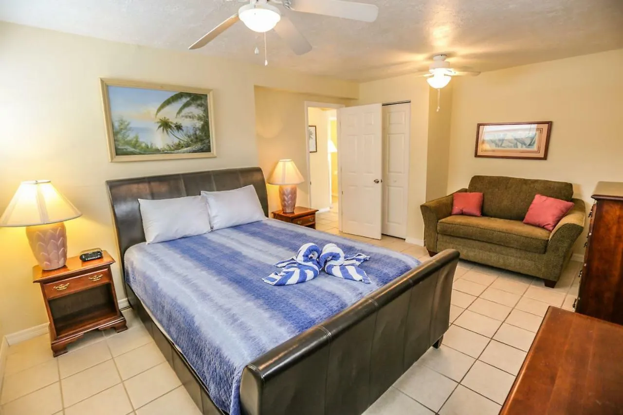 Дом отдыха 106 Tropical Shores Manor *