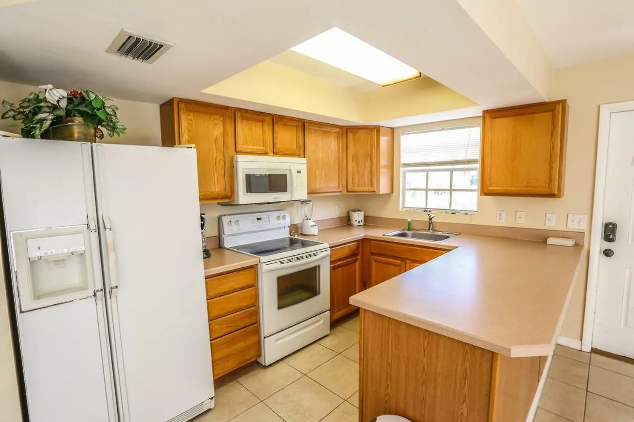 106 Tropical Shores Manor *
