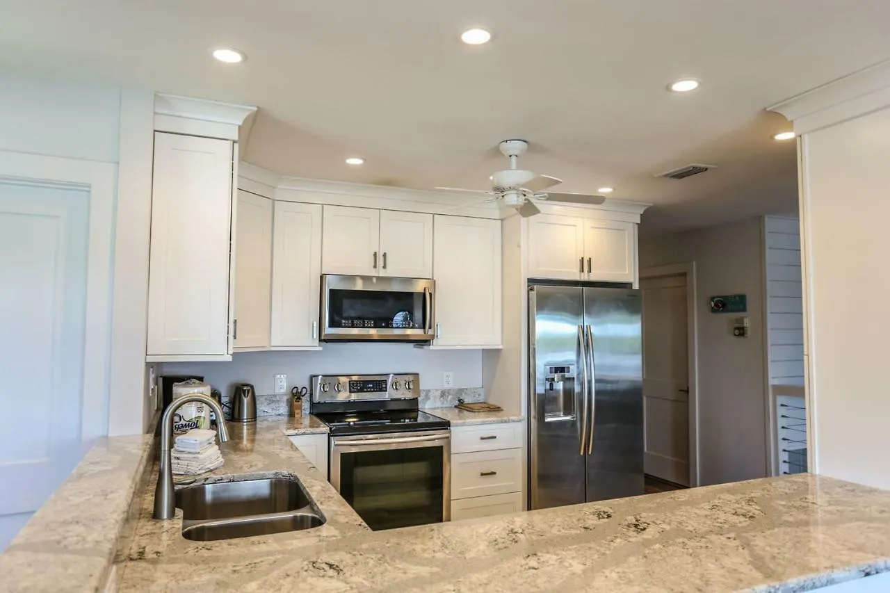 205 Bayview Avenue Feriehus *