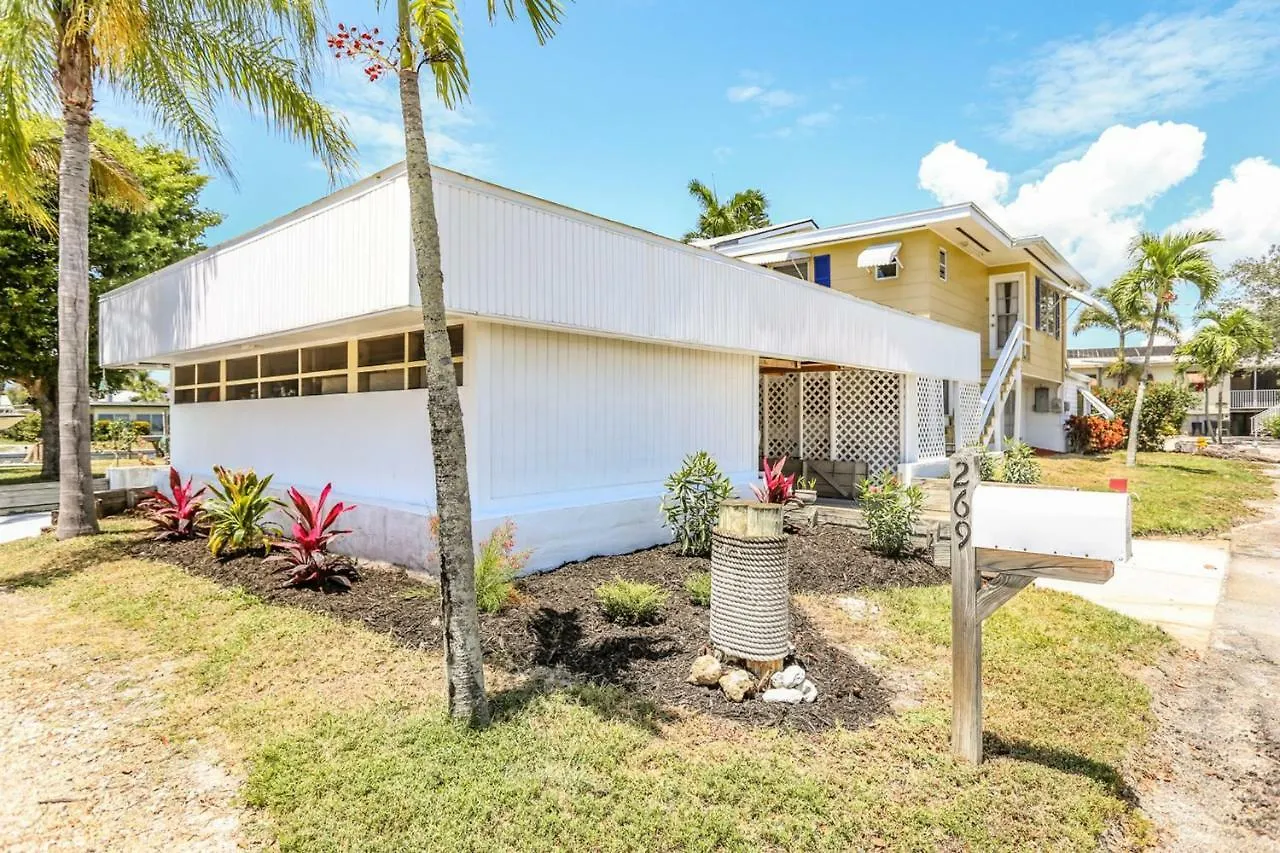 269 Driftwood Manor *