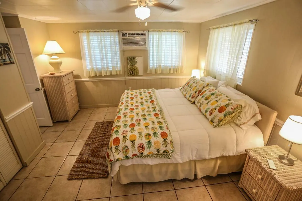 269 Driftwood Manor * Fort Myers Beach