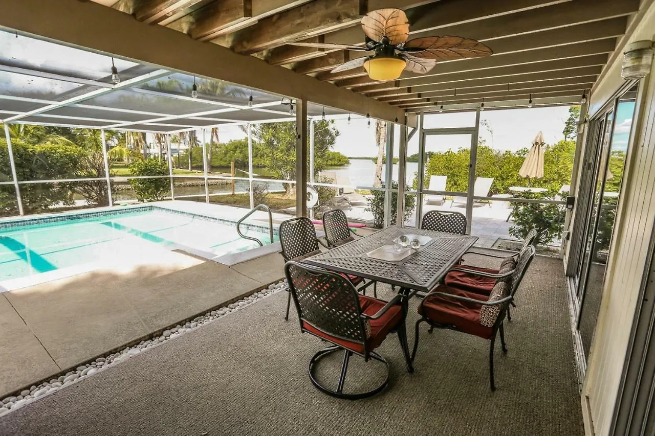 بيت للعطل 289 Driftwood Lane
