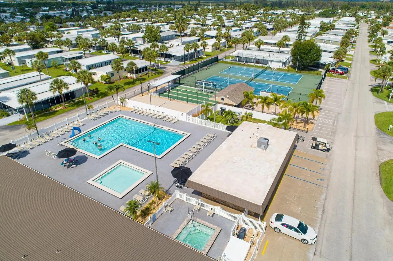 Indian Creek Semesterpark Fort Myers Beach
