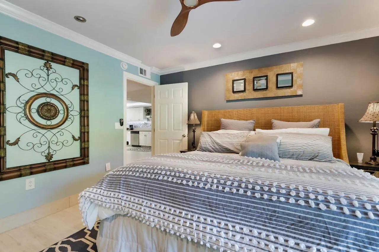 Holiday home #1 Island Hideaway Pick Me!!! *