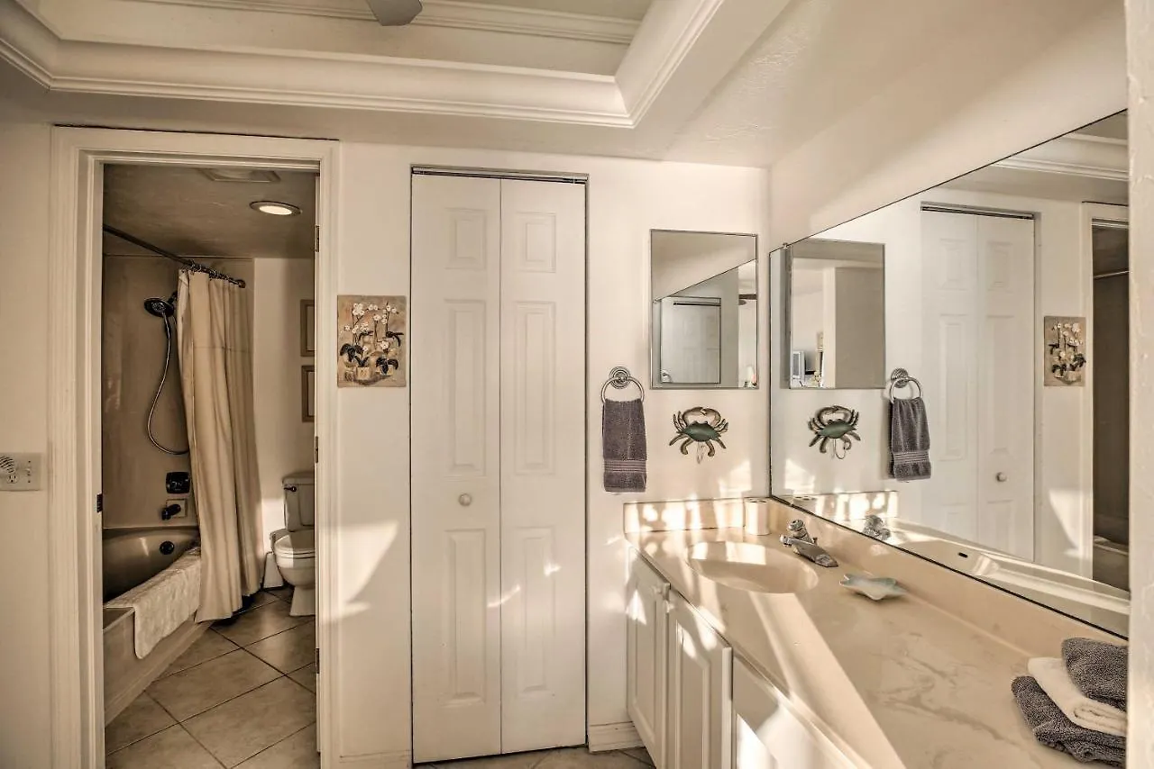 Appartamento Luxe Beachfront Family With Pool Access And Views Fort Myers Beach